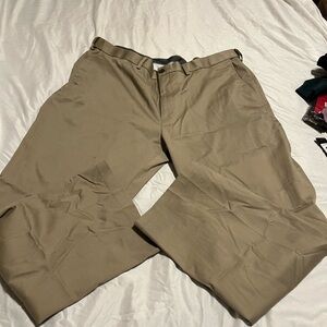 Haggar Men's Tan Pants excellent condition size 42x30